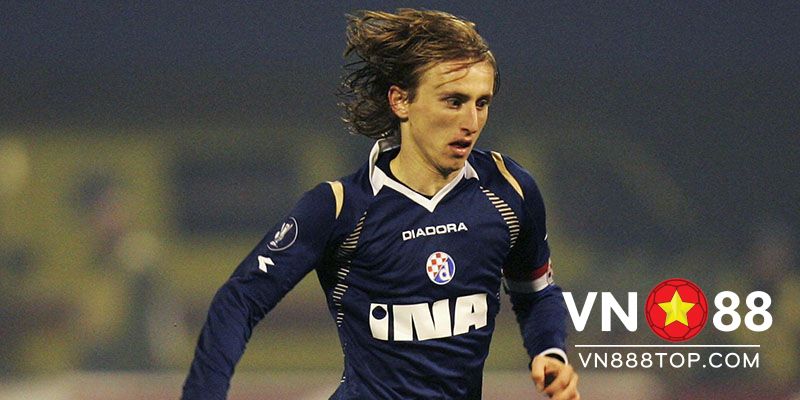 Luka Modric trong màu áo Dinamo Zagreb