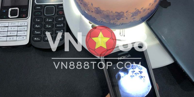 Bát được gắn camera trong xóc đĩa