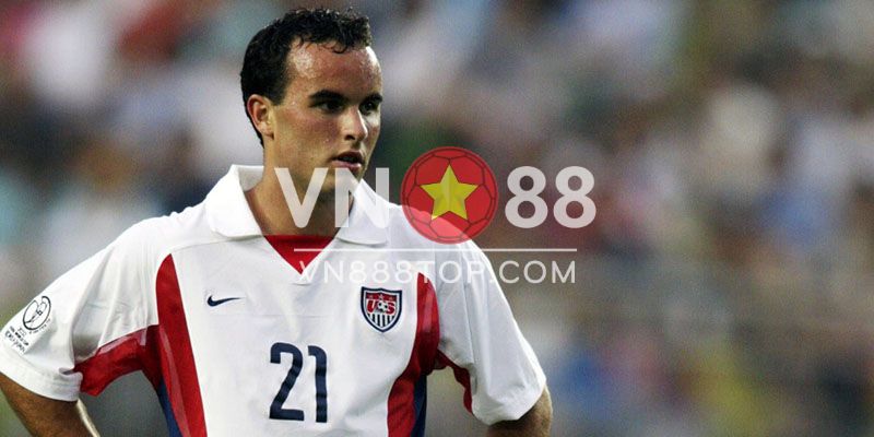 Tiền đạo Landon Donovan 2002