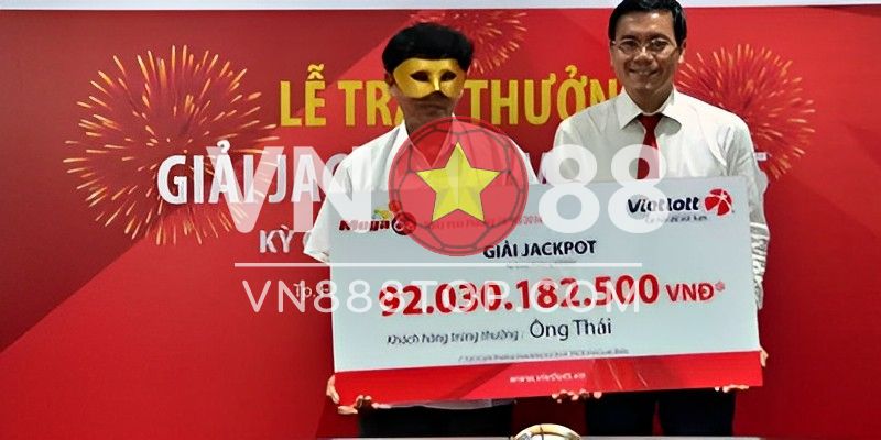 Tại sao người trúng giải xs vietlott phải che mặt?